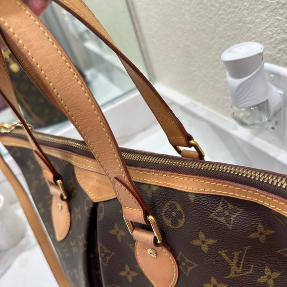 🔥Authentic Louis Vuitton PM Palermo🔥 - Picture 17 of 17